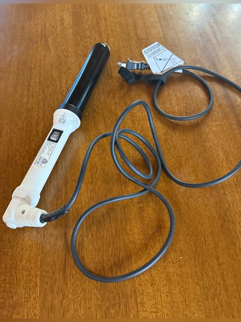 L'ange Ondule curling wand 1.25 inch titanium Swivel Cord